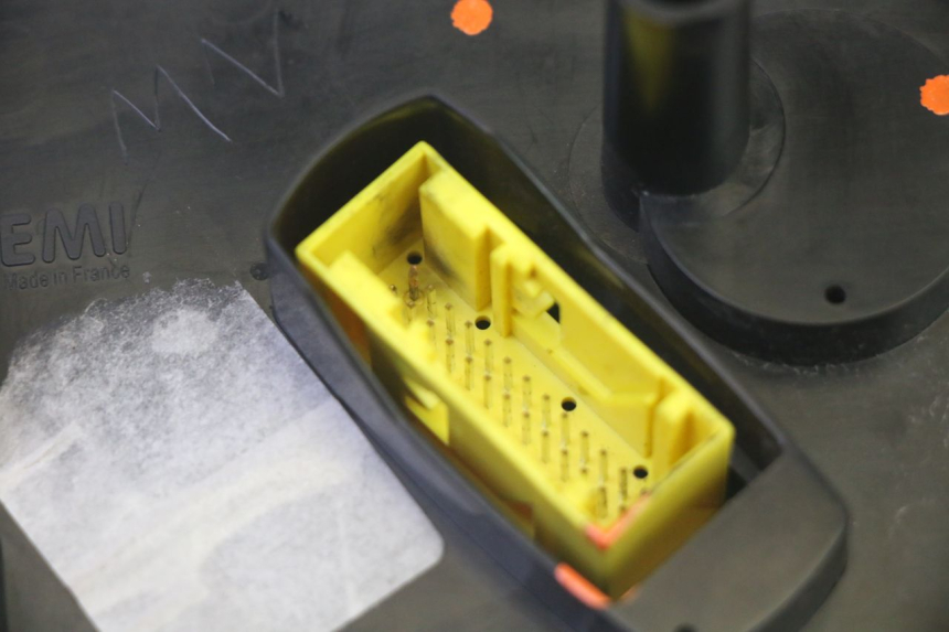 photo de SPEEDOMETER LIGIER PULSE 3 1 (2014 - 2020) - Fixing points details