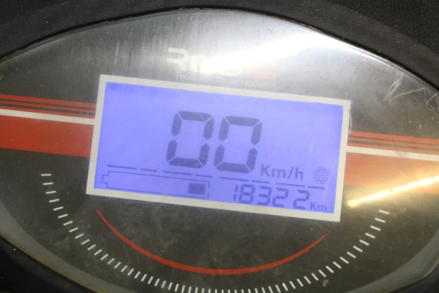 photo de SPEEDOMETER RED ELECTRIC RED E PRO 1 (2017 - 2019)