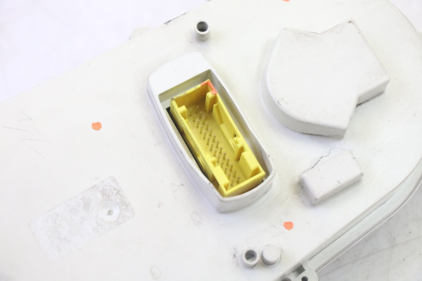 photo de SPEEDOMETER PEUGEOT SATELIS 125 (2006 - 2009)