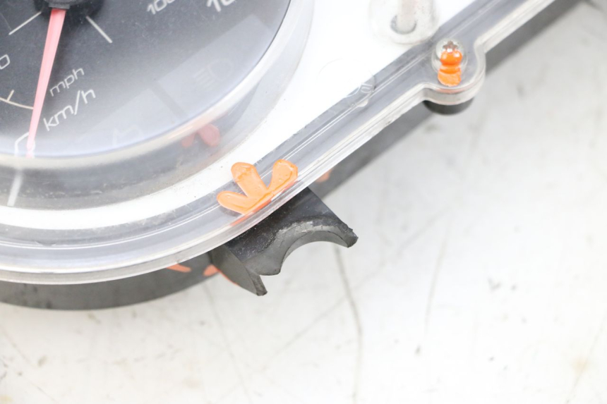 photo de SPEEDOMETER PEUGEOT SATELIS 125 (2013 - 2018) - Component zoom