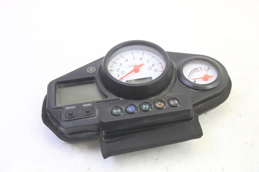 photo de SPEEDOMETER YAMAHA TDM ABS 900 (2002 - 2014) - Surface and material condition