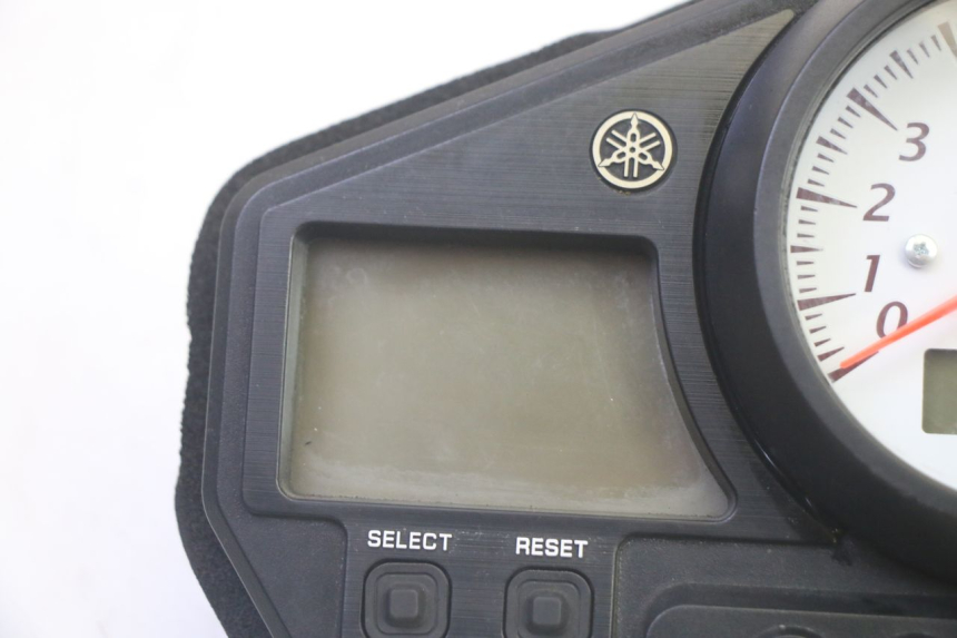 photo de SPEEDOMETER YAMAHA TDM ABS 900 (2002 - 2014) - Alternative perspective