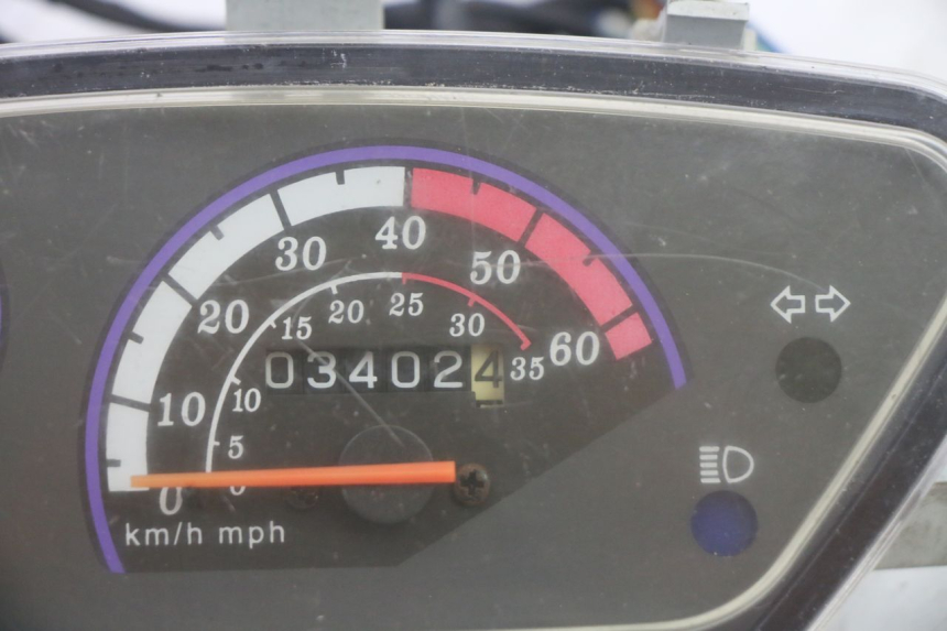 photo de SPEEDOMETER SUKIDA TOP 1 50 (2003 - 2010) - Alternative perspective