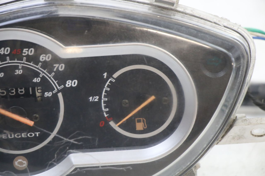 photo de SPEEDOMETER PEUGEOT TWEET PRO CARGO 50 (2018 - 2020) - Technical close-up