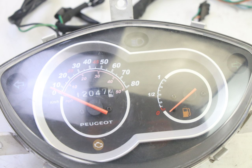 photo de SPEEDOMETER PEUGEOT TWEET PRO EFI 4T 50 (2021 - 2022)