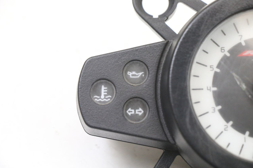 photo de SPEEDOMETER YAMAHA TZR 50 (2008 - 2016) - Component detail