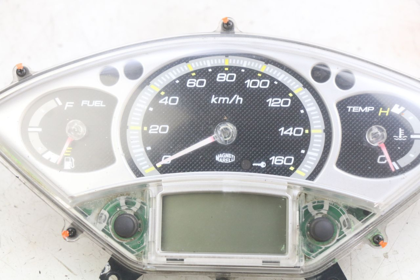 photo de SPEEDOMETER YAMAHA X-MAX XMAX 250 (2006 - 2009)
