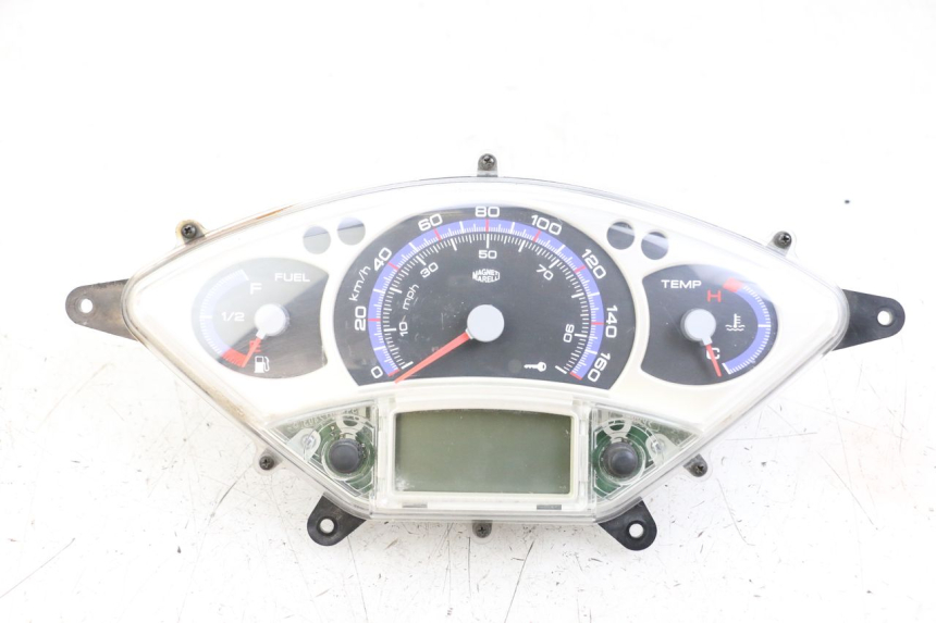 photo de SPEEDOMETER YAMAHA XMAX X-MAX 125 (2006 - 2009) - Main view