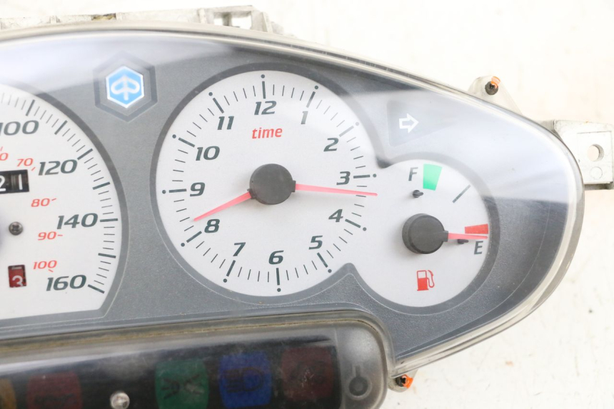 photo de SPEEDOMETER PIAGGIO X8 125 (2004 - 2007) - Component zoom