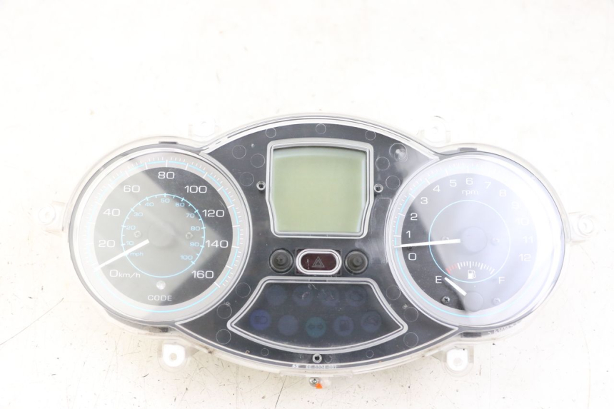 photo de SPEEDOMETER PIAGGIO XEVO - X EVO 125 (2007 - 2016) - Main view