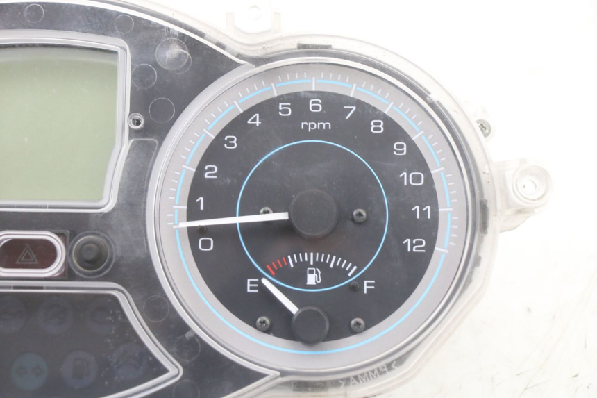 photo de SPEEDOMETER PIAGGIO XEVO - X EVO 125 (2007 - 2016) - Technical close-up