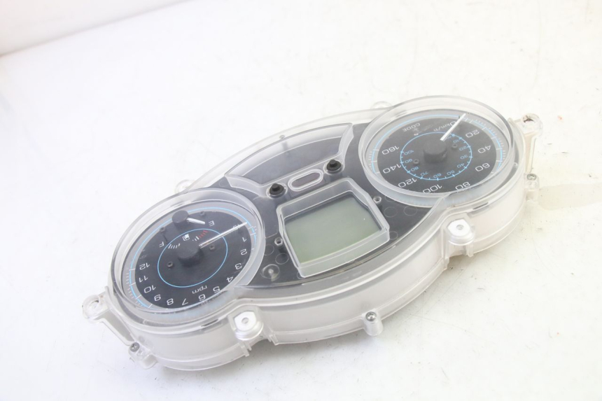 photo de SPEEDOMETER PIAGGIO XEVO - X EVO 125 (2007 - 2016)