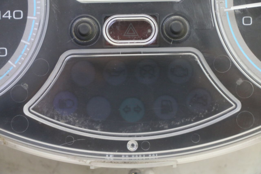 photo de SPEEDOMETER PIAGGIO XEVO - X EVO 125 (2007 - 2016) - Product overview