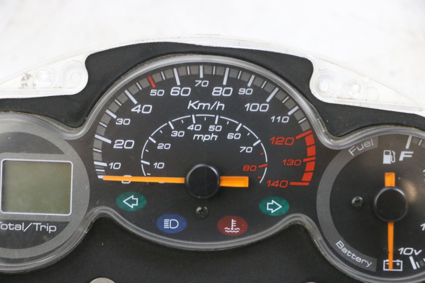 photo de SPEEDOMETER YAMAHA YP MAJESTY 125 (2002 - 2006) - Component zoom