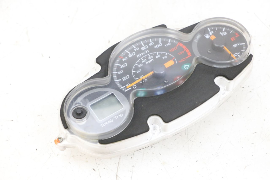 photo de SPEEDOMETER YAMAHA YP MAJESTY 125 (2002 - 2006) - Product overview