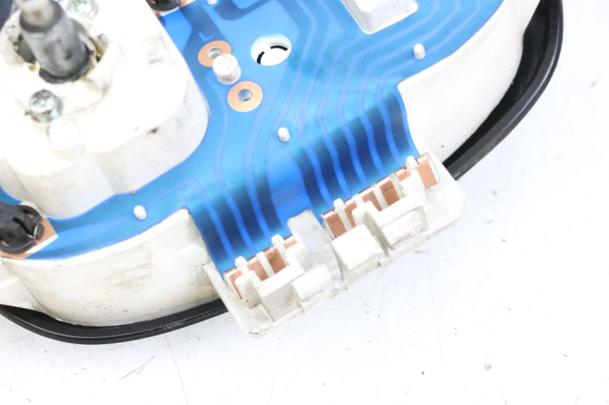 photo de SPEEDOMETER PIAGGIO ZIP 2T 50 (2009 - 2019) - Fixing points details