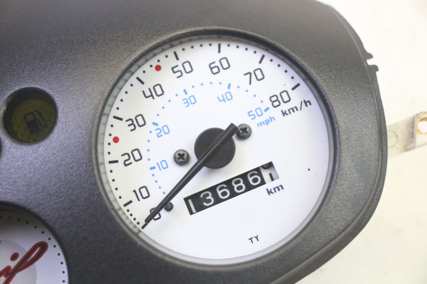 photo de SPEEDOMETER PIAGGIO ZIP 4T 50 (2018 - 2020) - Alternative perspective