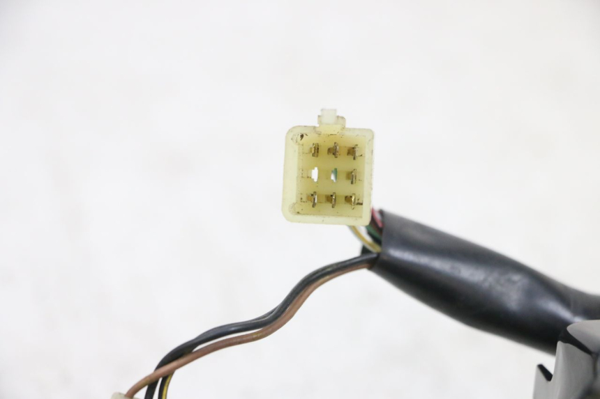 photo de SPEEDOMETER KAWASAKI ZR 7 750 (1999 - 2001) - Distinctive features