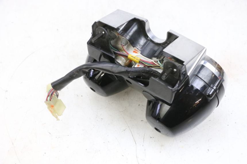 photo de SPEEDOMETER KAWASAKI ZR 7 750 (1999 - 2001) - High-resolution close-up