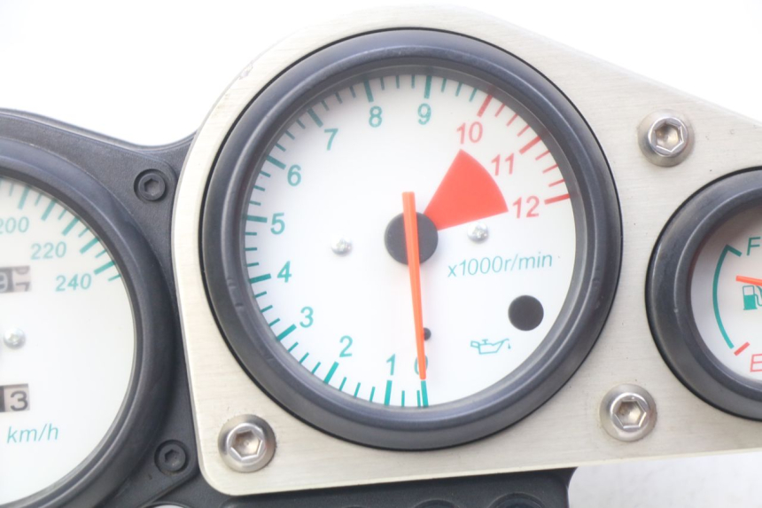 photo de SPEEDOMETER KAWASAKI ZR7 ZR-7 S 750 (1999 - 2004)