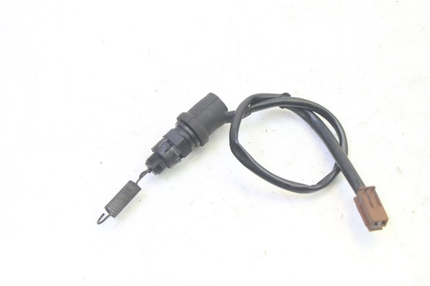 photo de REAR STOP LIGHT SWITCH YAMAHA FZ6 N FAZER 600 (2004 - 2006)