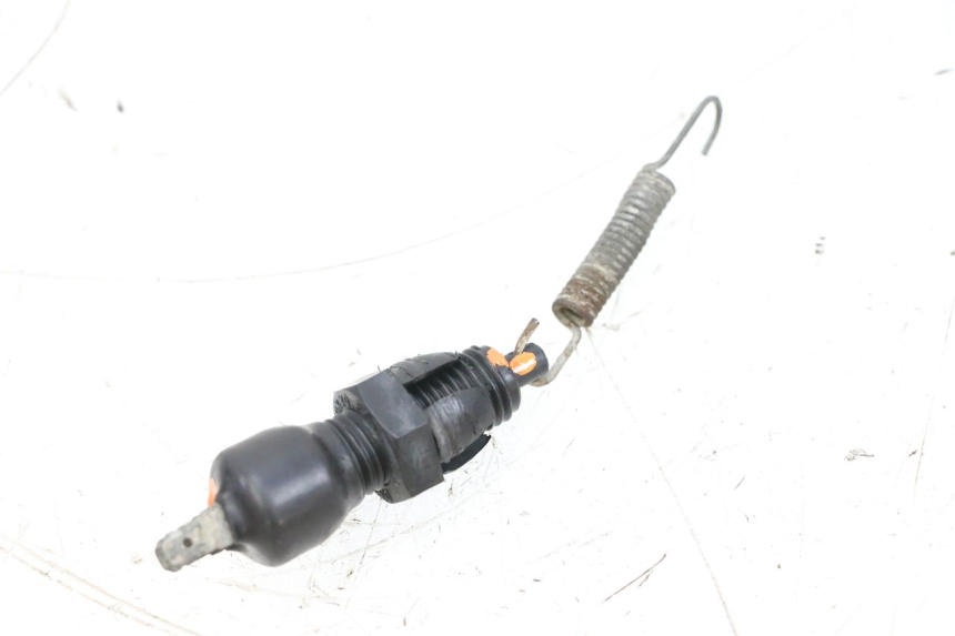 photo de REAR STOP LIGHT SWITCH SUZUKI GSXR GSX-R 1000 (2003 - 2004) - Main view