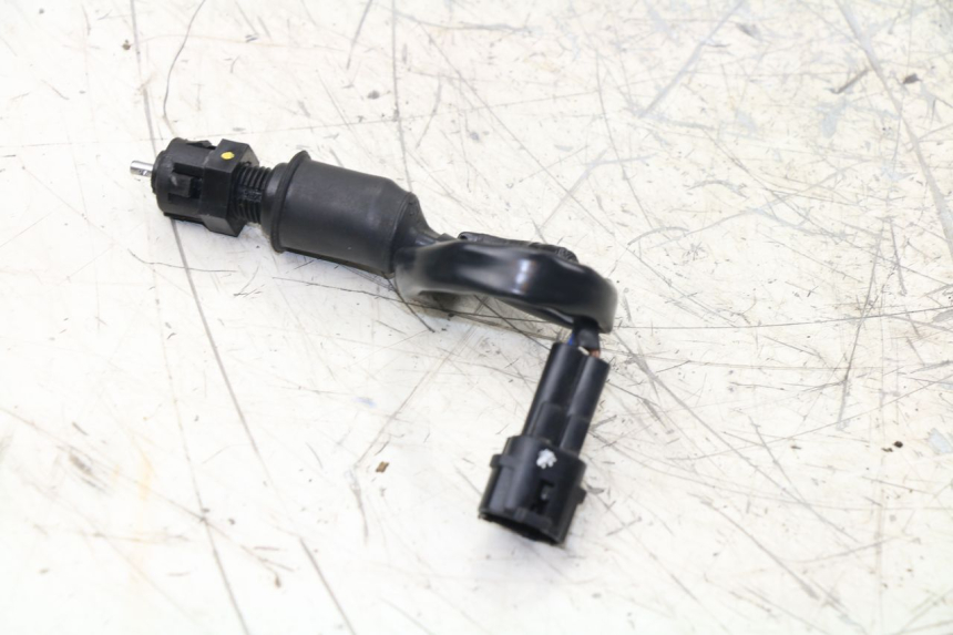 photo de REAR STOP LIGHT SWITCH KAWASAKI ER-6 ER6 N 650 (2009 - 2011)