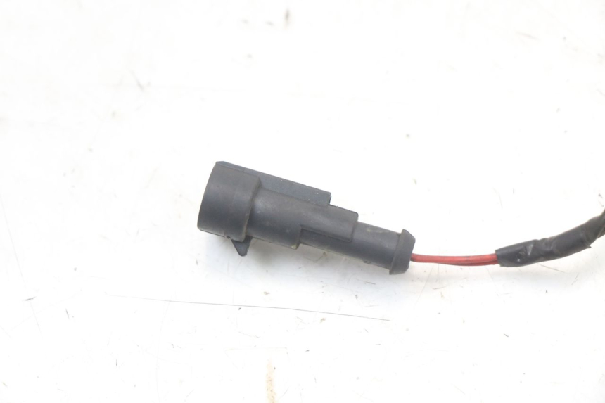 photo de REAR STOP LIGHT SWITCH PIAGGIO MP3 LT 400 (2007 - 2012)