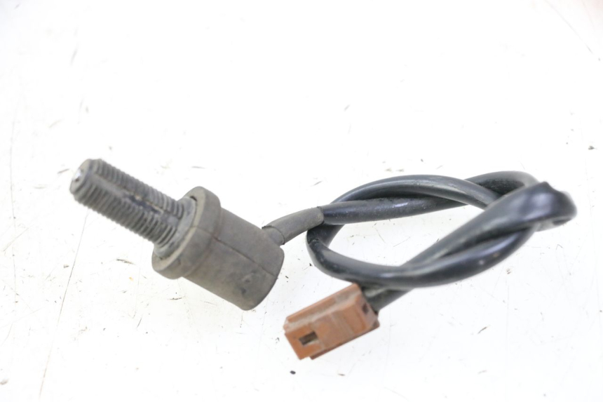 photo de REAR BRAKE LIGHT SWITCH YAMAHA TDM ABS 900 (2002 - 2014)