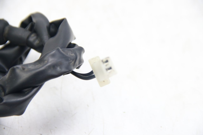 photo de REAR BRAKE LIGHT SWITCH HONDA XR L 125 (2003 - 2007)