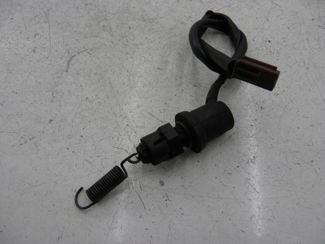 photo de REAR STOP LIGHT SWITCH YAMAHA FZ6 N FAZER 600 (2004 - 2006)