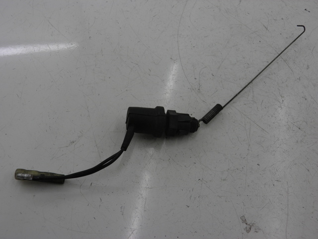 photo de REAR BRAKE LIGHT SWITCH YAMAHA SR 125 (1982 - 2003)