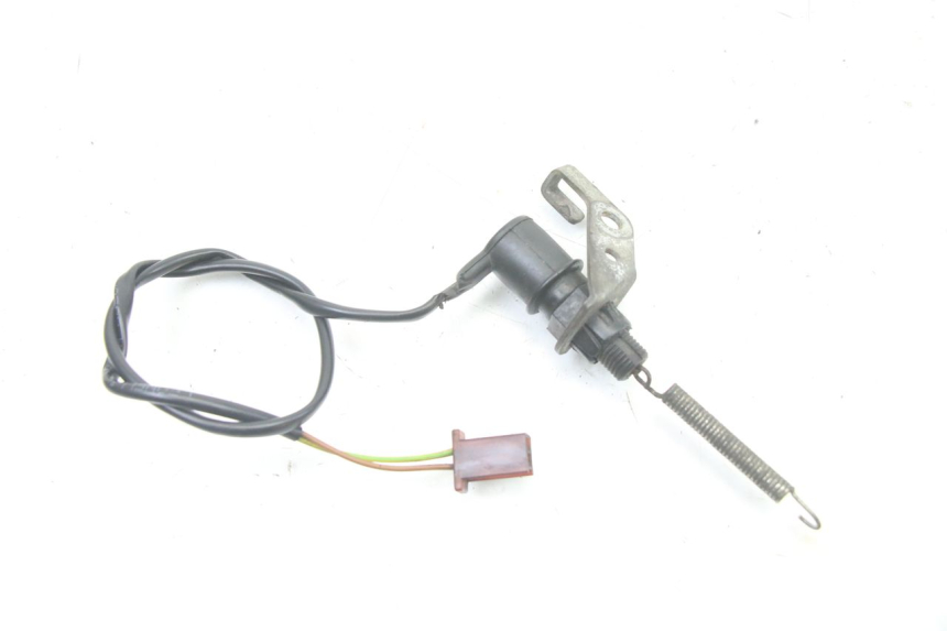 photo de REAR STOP LIGHT SWITCH YAMAHA TZR 50 (2008 - 2016)