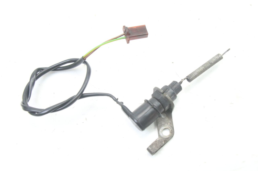 photo de REAR STOP LIGHT SWITCH YAMAHA TZR 50 (2008 - 2016)