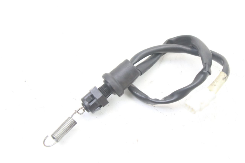photo de REAR STOP LIGHT SWITCH YAMAHA XJ6 ABS 600 (2008 - 2016)