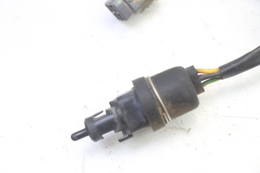photo de REAR STOP LIGHT SWITCH YAMAHA YFM BRUIN 350 (2003 - 2009)