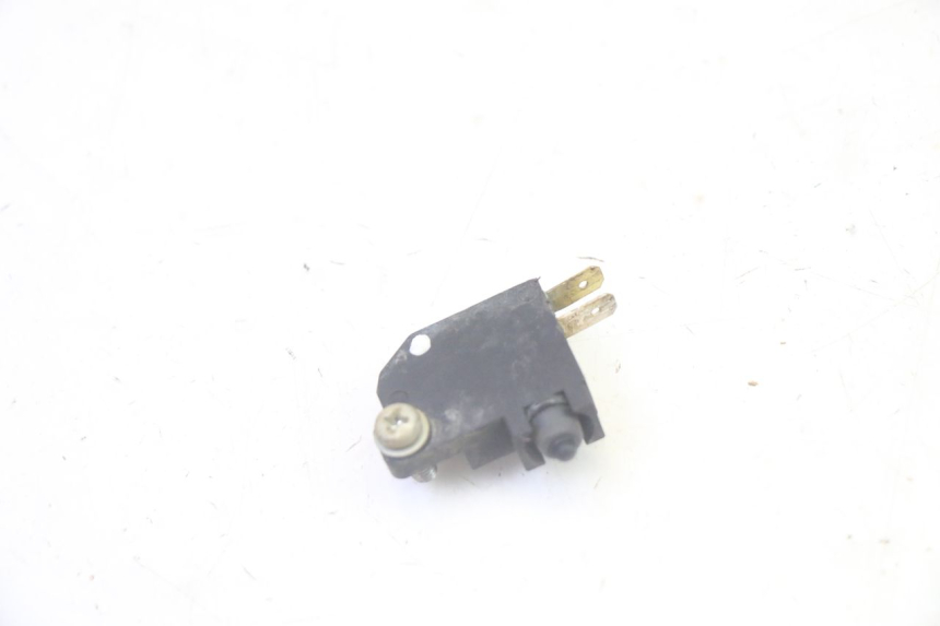 photo de REAR STOP LIGHT SWITCH YAMAHA YFM GRIZZLY 550 (2008 - 2015)