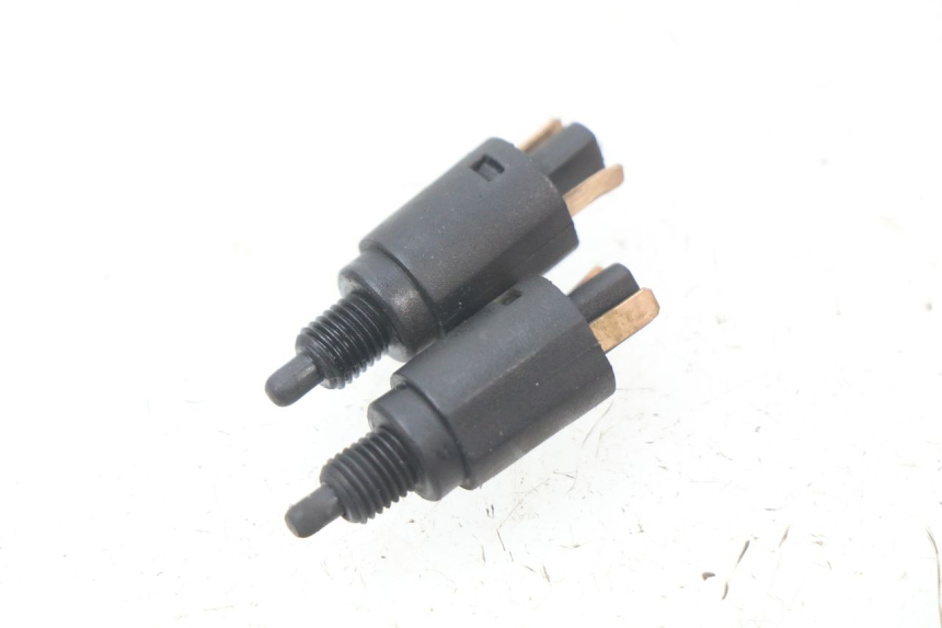 photo de STOP LIGHT SWITCH PIAGGIO BEVERLY 125 (1998 - 2005)