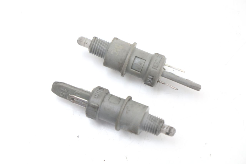 photo de STOP LIGHT SWITCH PEUGEOT CITYSTAR 50 (2013 - 2017)