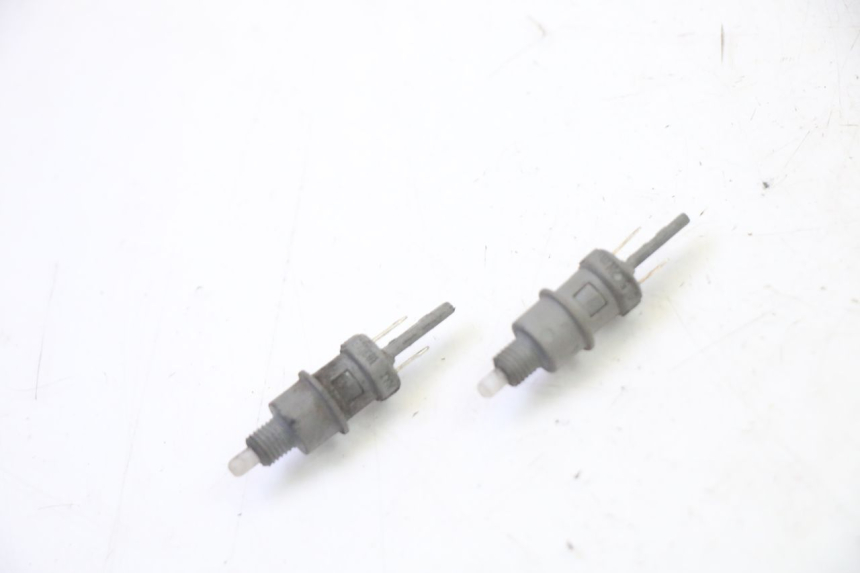 photo de STOP LIGHT SWITCH PEUGEOT CITYSTAR 50 (2013 - 2017)