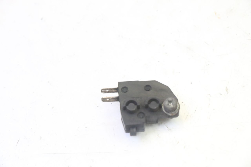 photo de RIGHT BRAKE LIGHT SWITCH SUZUKI BURGMAN 125 (2007 - 2014)
