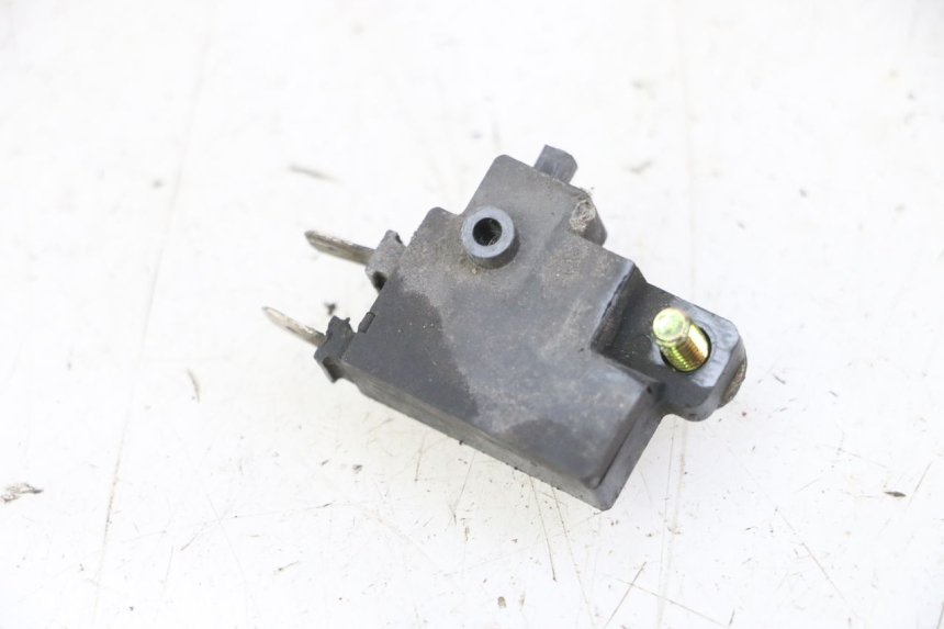 photo de RIGHT STOP LIGHT SWITCH YAMAHA FZ6 N FAZER 600 (2004 - 2006)