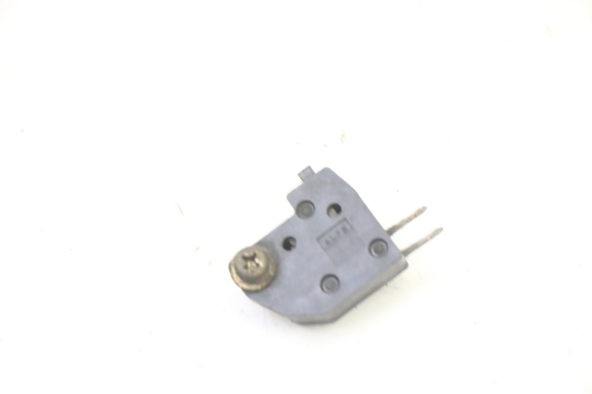 photo de RIGHT STOP LIGHT SWITCH SUZUKI GS GSE 500 (2001 - 2003)