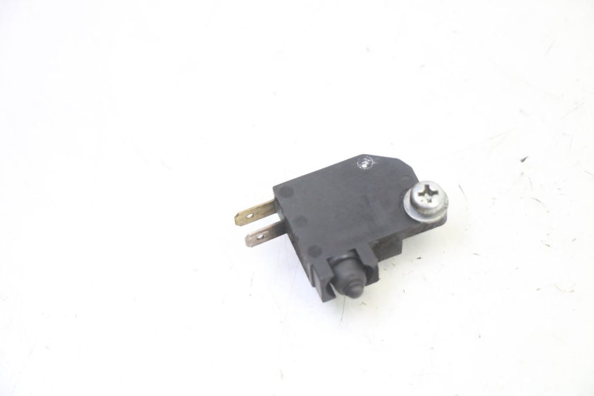 photo de RIGHT STOP LIGHT SWITCH SUZUKI GSR 750 (2011 - 2017)