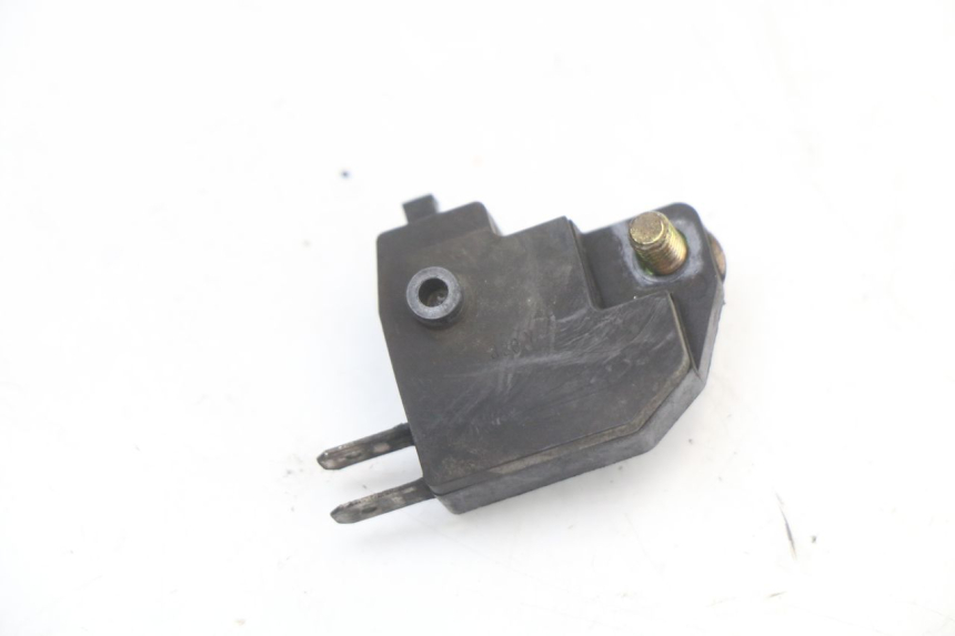 photo de RIGHT STOP LIGHT SWITCH SUZUKI GZ MARAUDER 125 (1998 - 2004)