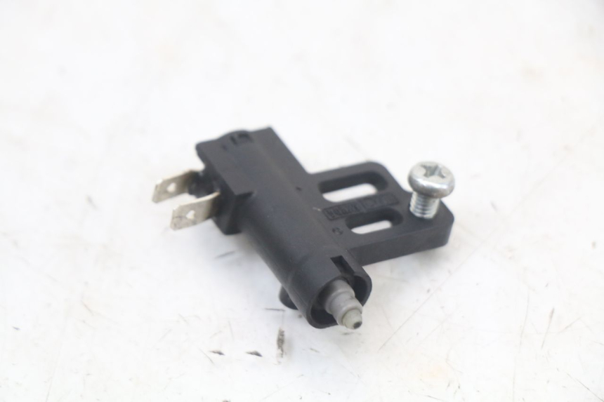 photo de RIGHT STOP LIGHT SWITCH HUSQVARNA SVARTPILEN 401 (2018 - 2023)