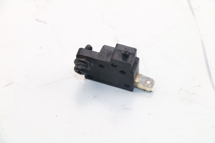 photo de RIGHT STOP LIGHT SWITCH KAWASAKI J300 300 (2014 - 2017)
