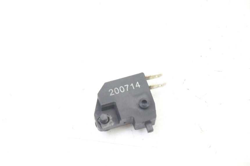 photo de RIGHT STOP LIGHT SWITCH PEUGEOT KISBEE 2T 50 (2018 - 2022)