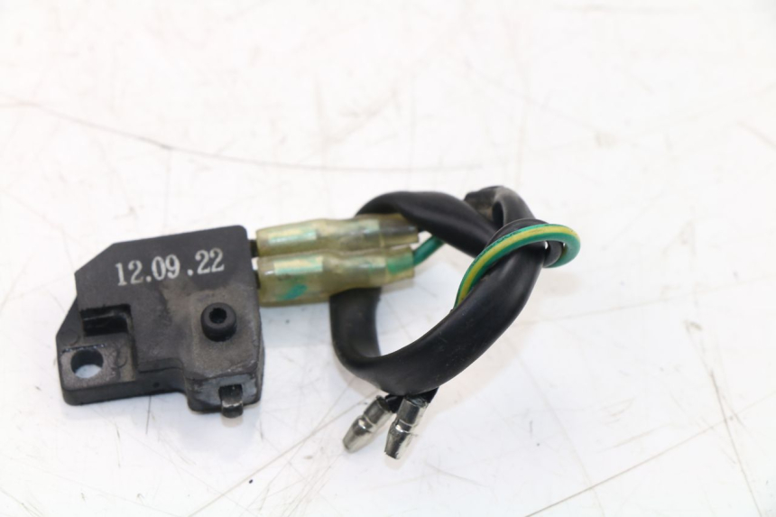 photo de RIGHT STOP LIGHT SWITCH KYMCO AGILITY CITY 2T 50 (2008 - 2016)