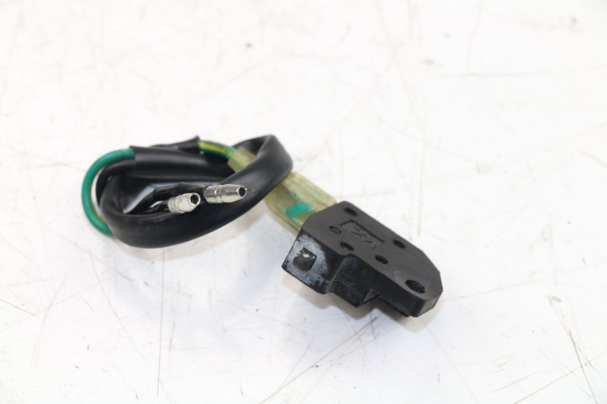 photo de RIGHT STOP LIGHT SWITCH KYMCO AGILITY CITY 2T 50 (2008 - 2016)
